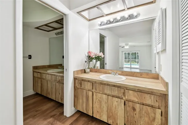 $839,999 | 2840 Pheasant Run, Clearwater, FL 33759