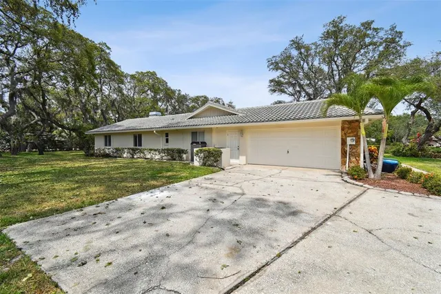 $839,999 | 2840 Pheasant Run, Clearwater, FL 33759