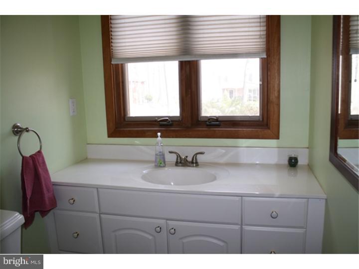 908 Crest Road Lansdale, PA 19446 - Photo 11 of 21 Gallery Image 11