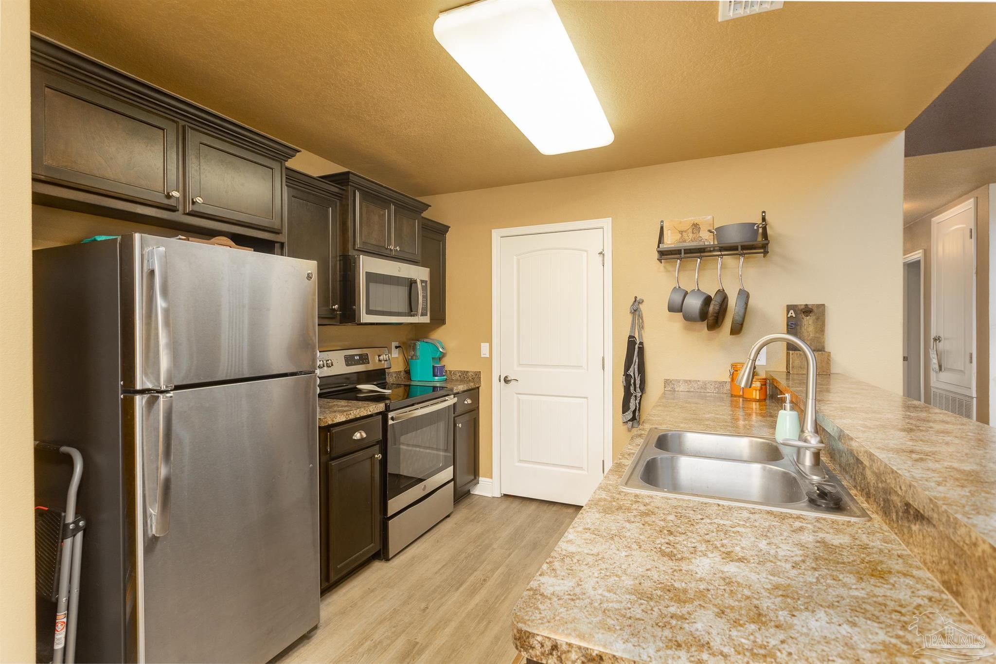 5124 Carmell Ridge Circle Milton, FL 32570 - Photo 6 of 27