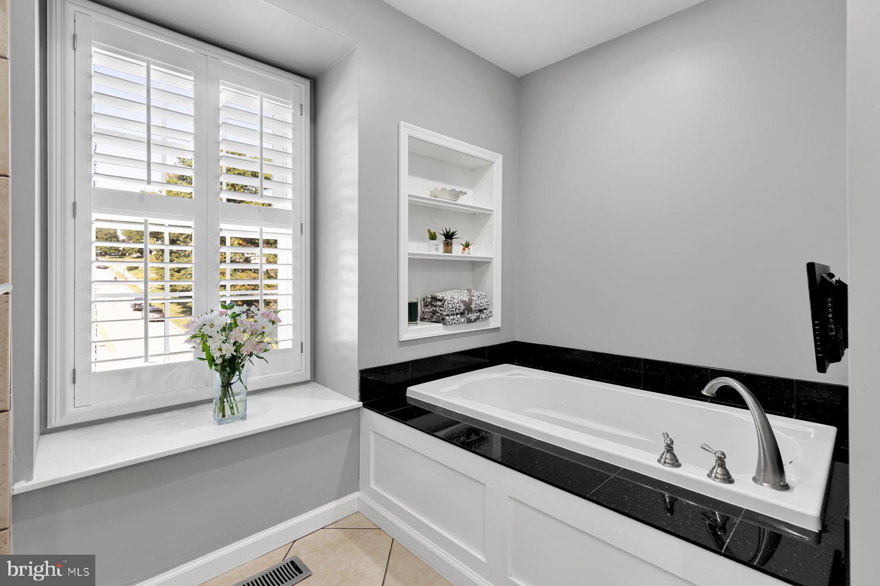 10413 Pot Spring Road Cockeysville, MD 21030 - Photo 39 of 62 Primary Bedroom