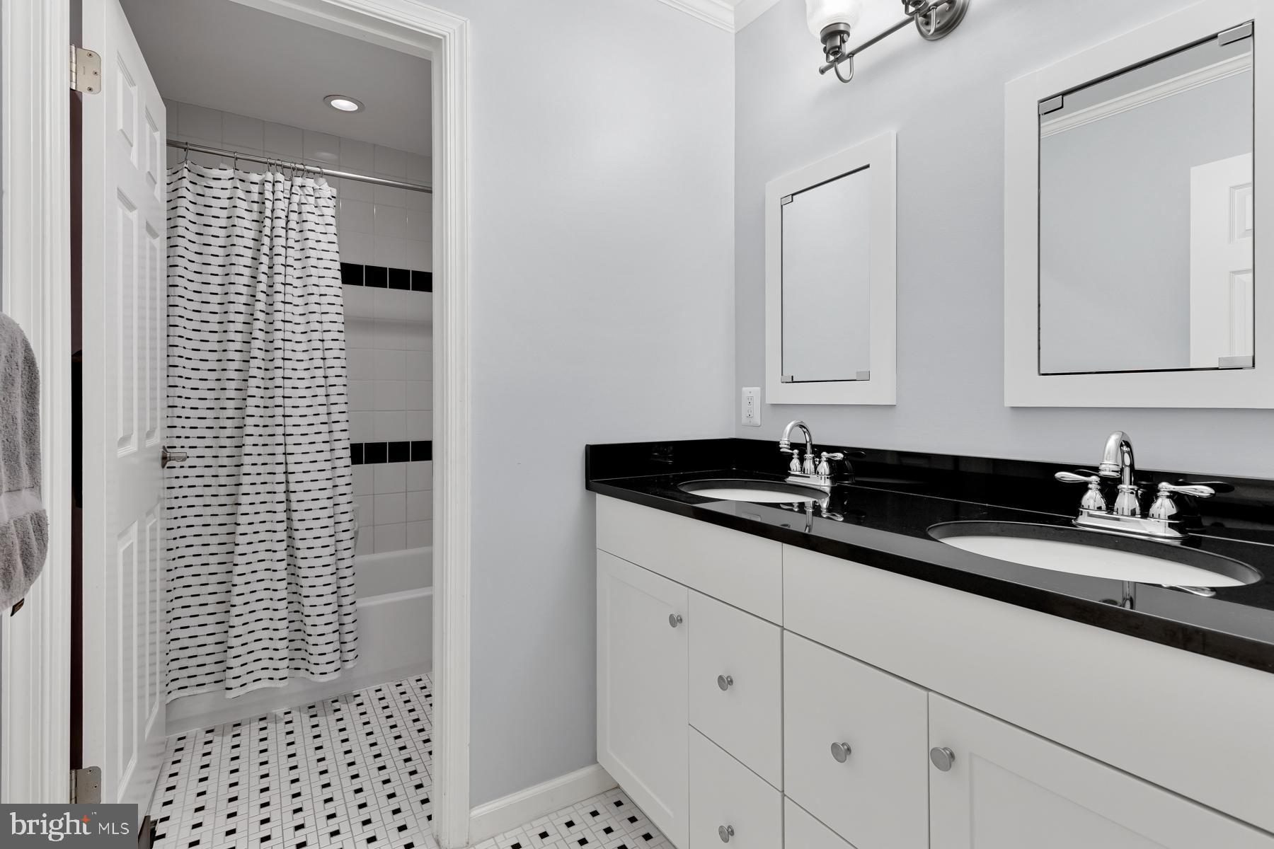 10413 Pot Spring Road Cockeysville, MD 21030 - Photo 44 of 62 Hall Bath