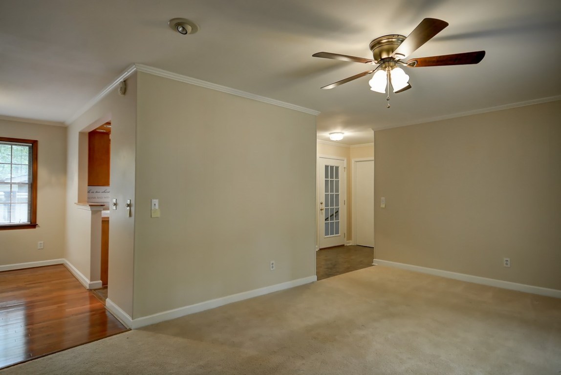110 University Drive Seneca, SC 29678 - Photo 9 of 24