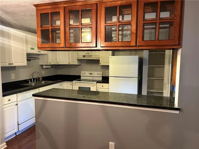 $2,000 | 934 Lynwood Court, Cranberry Township, PA 16066