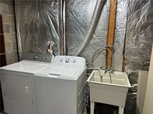 $2,000 | 934 Lynwood Court, Cranberry Township, PA 16066