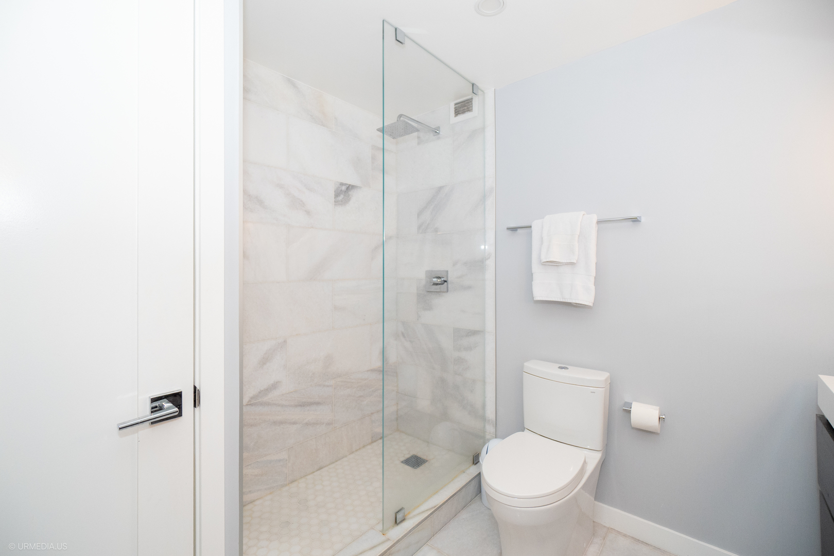 1030 North State Street, Unit 8J Chicago, IL 60610 - Photo 15 of 18