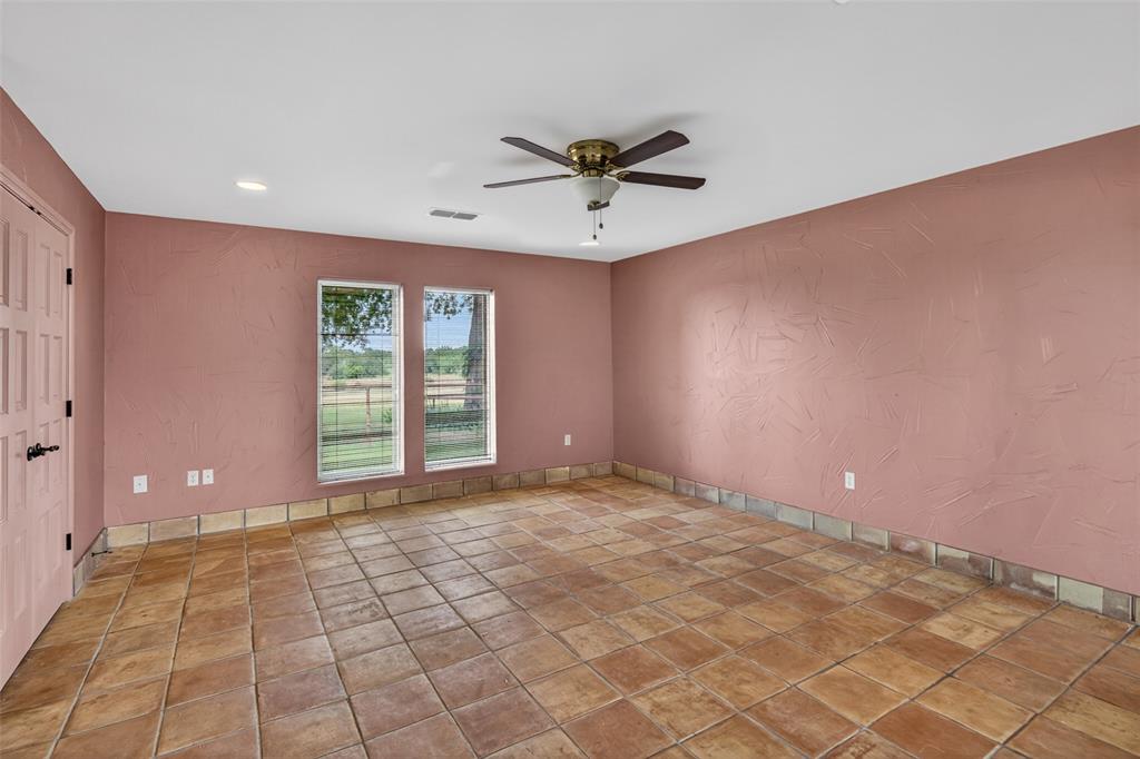 701 West Walcott Street Pilot Point, TX 76258 - Photo 39 of 40