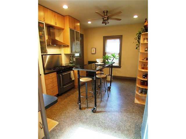1777 Bryden Road Columbus, OH 43205 - Photo 8 of 21