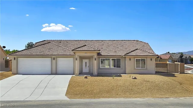 $489,900 | 6920 Longmeadow Drive, Pahrump, NV 89061