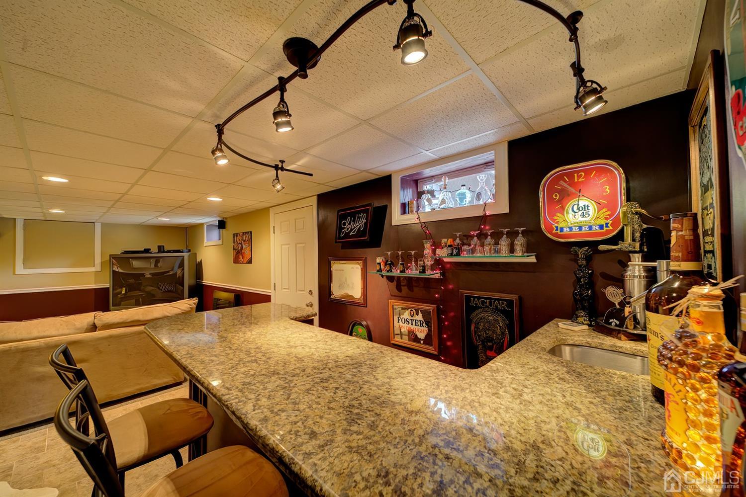 1382 Sioux Road North Brunswick, NJ 08902 - Photo 18 of 39 Gallery Image 18