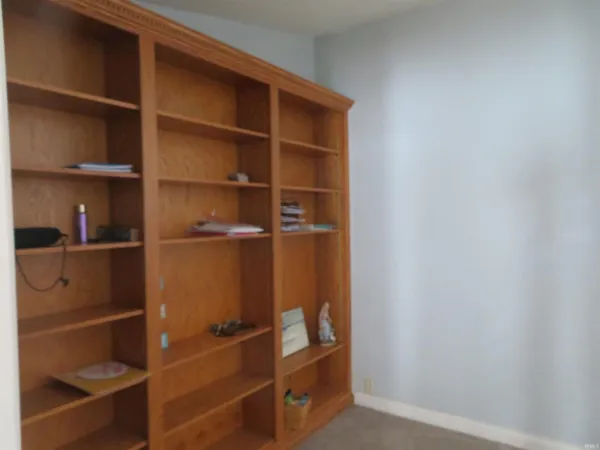 $169,900 | 1228 Meadowbrook Drive, Kokomo, IN 46902