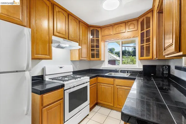 $1,675,000 | 31 Croxton Avenue, Oakland, CA 94611