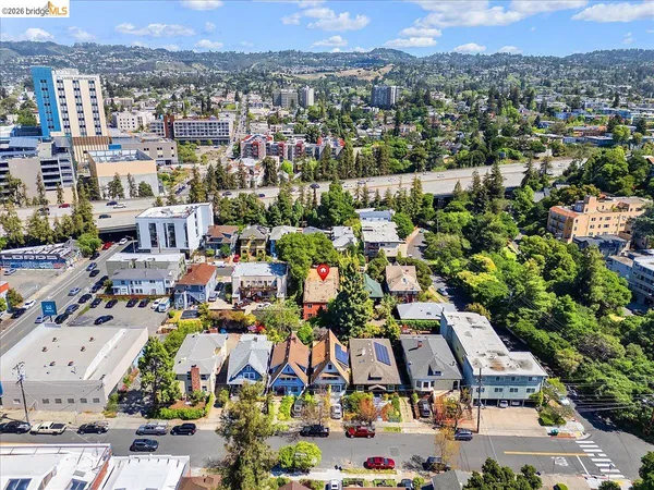 $1,675,000 | 31 Croxton Avenue, Oakland, CA 94611