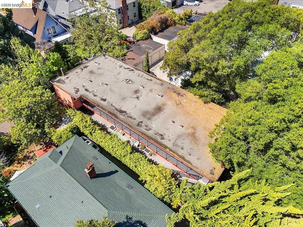 $1,675,000 | 31 Croxton Avenue, Oakland, CA 94611