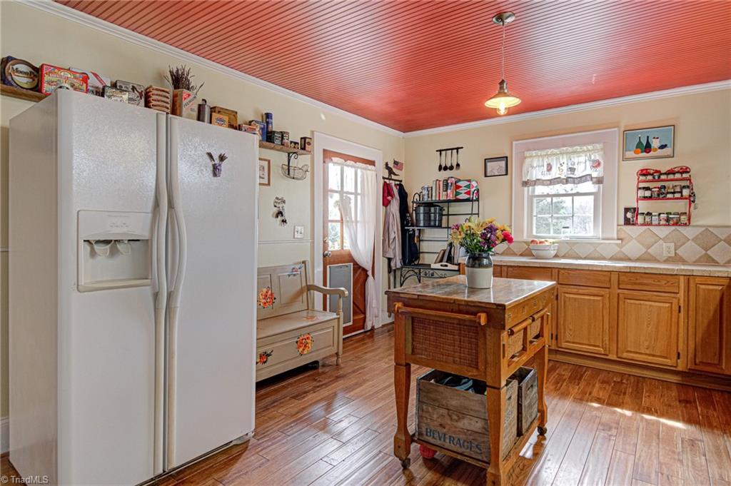1719 Boones Cave Road Lexington, NC 27295 - Photo 17 of 36 Gallery Image 17