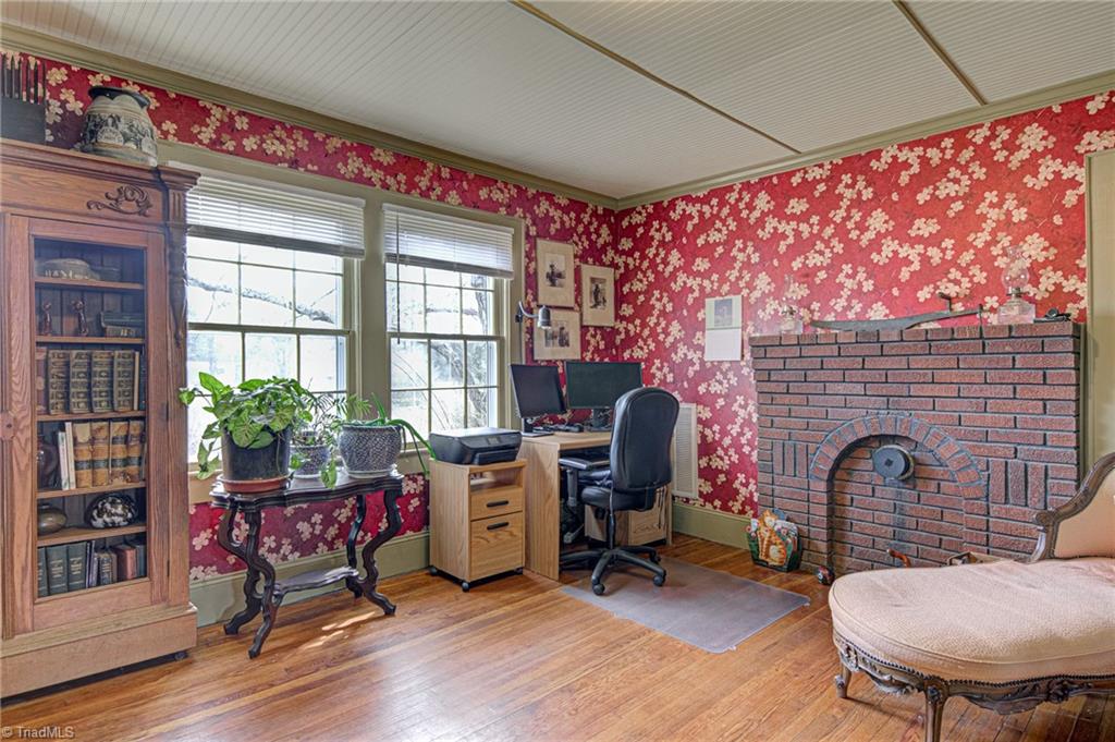 1719 Boones Cave Road Lexington, NC 27295 - Photo 18 of 36 Home office area or additional living room or TV room. Endless possibilities!