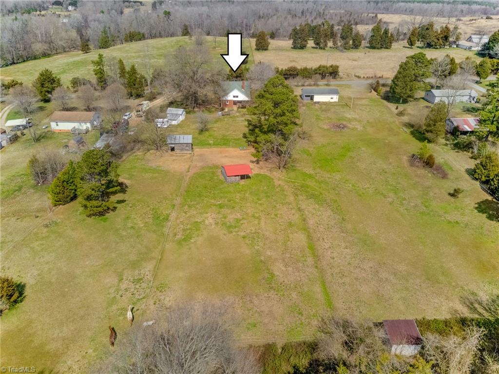 1719 Boones Cave Road Lexington, NC 27295 - Photo 6 of 36 Gallery Image 6