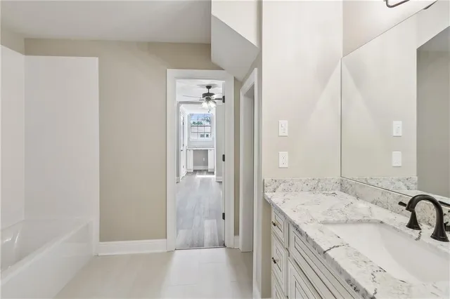 $4,000 | 4233 Bordeaux Drive, Kenner, LA 70065