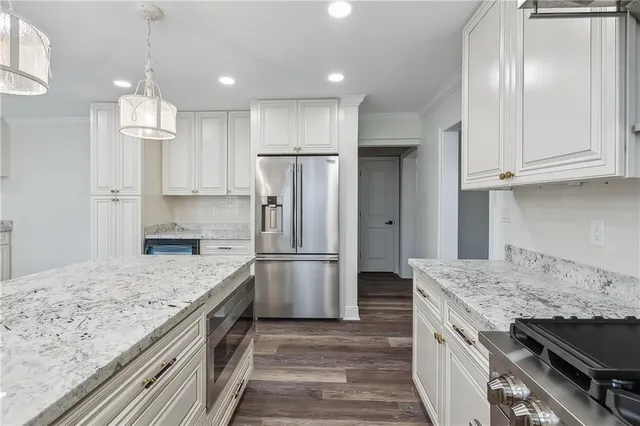 $4,000 | 4233 Bordeaux Drive, Kenner, LA 70065