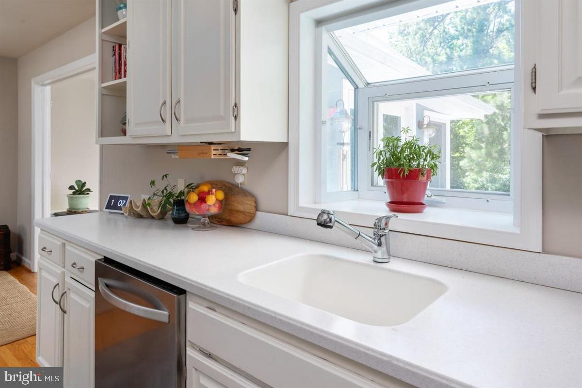 1466 Grandview Road Arnold, MD 21012 - Photo 11 of 45 Gallery Image 11