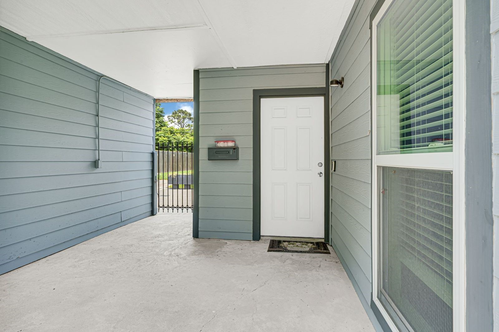 7839 Fondren Road Houston, TX 77074 - Photo 3 of 33