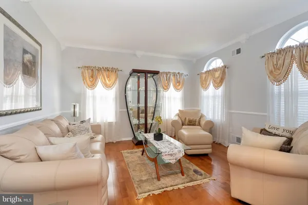$1,399,900 | 6 Lawrence Court, Monroe Township, NJ 08831