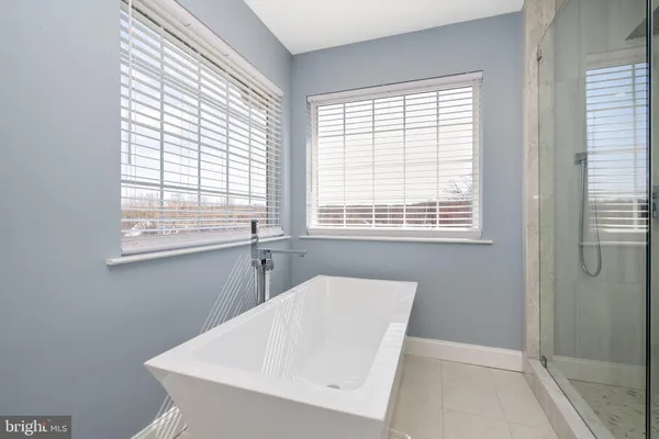 $1,399,900 | 6 Lawrence Court, Monroe Township, NJ 08831