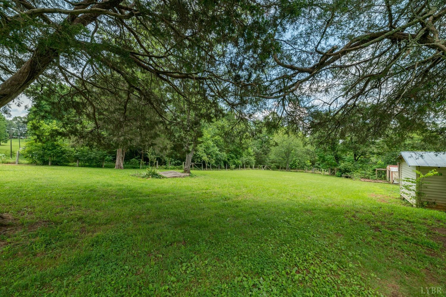 892 Lambs Church Road Altavista, VA 24517 - Photo 5 of 21 Gallery Image 5