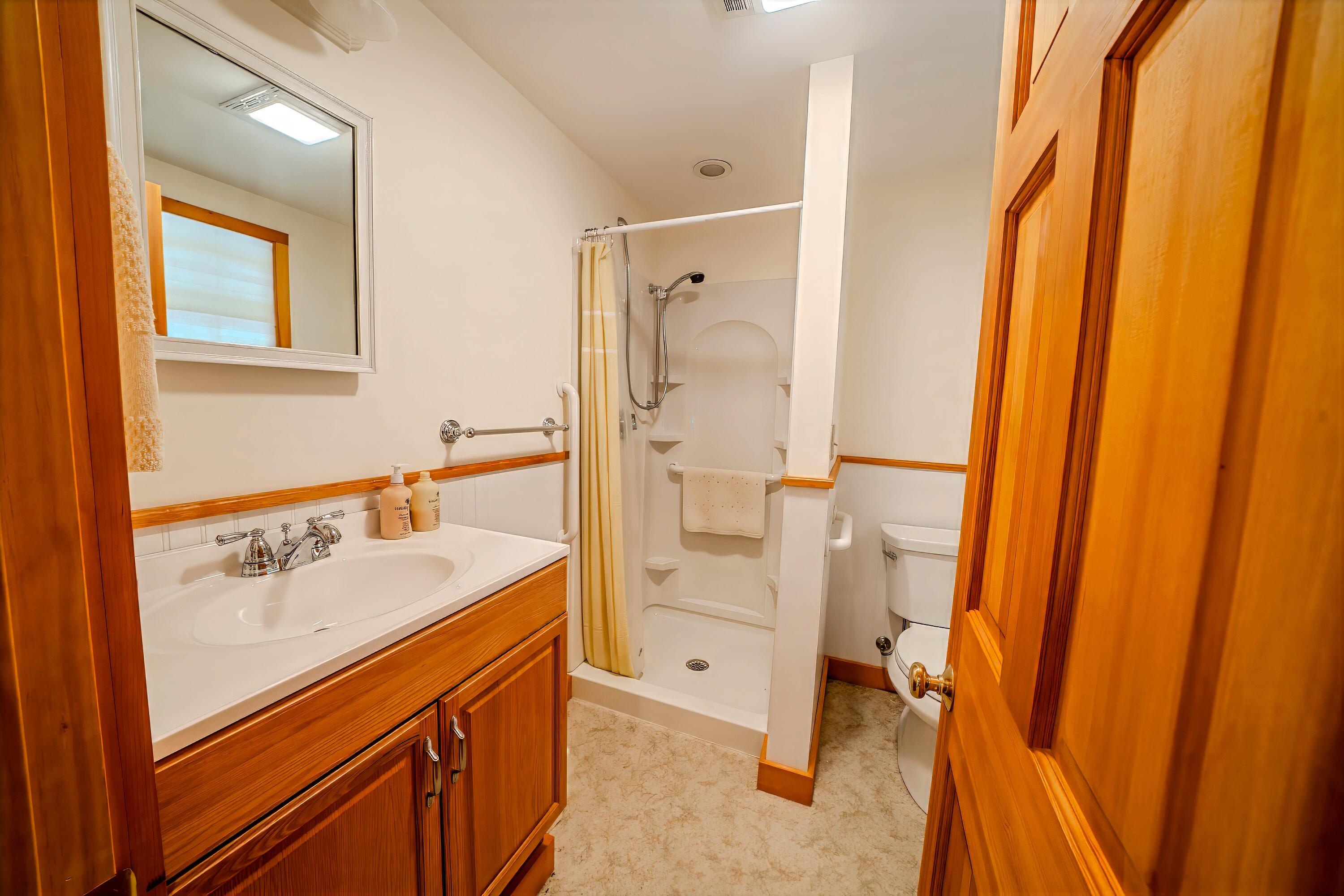 122 Oak Point Lane Union, ME 04862 - Photo 17 of 53 5303