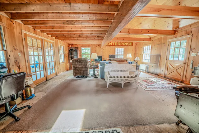 $750,000 | 122 Oak Point Lane, Union, ME 04862