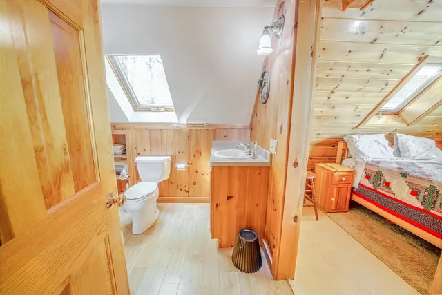 $750,000 | 122 Oak Point Lane, Union, ME 04862