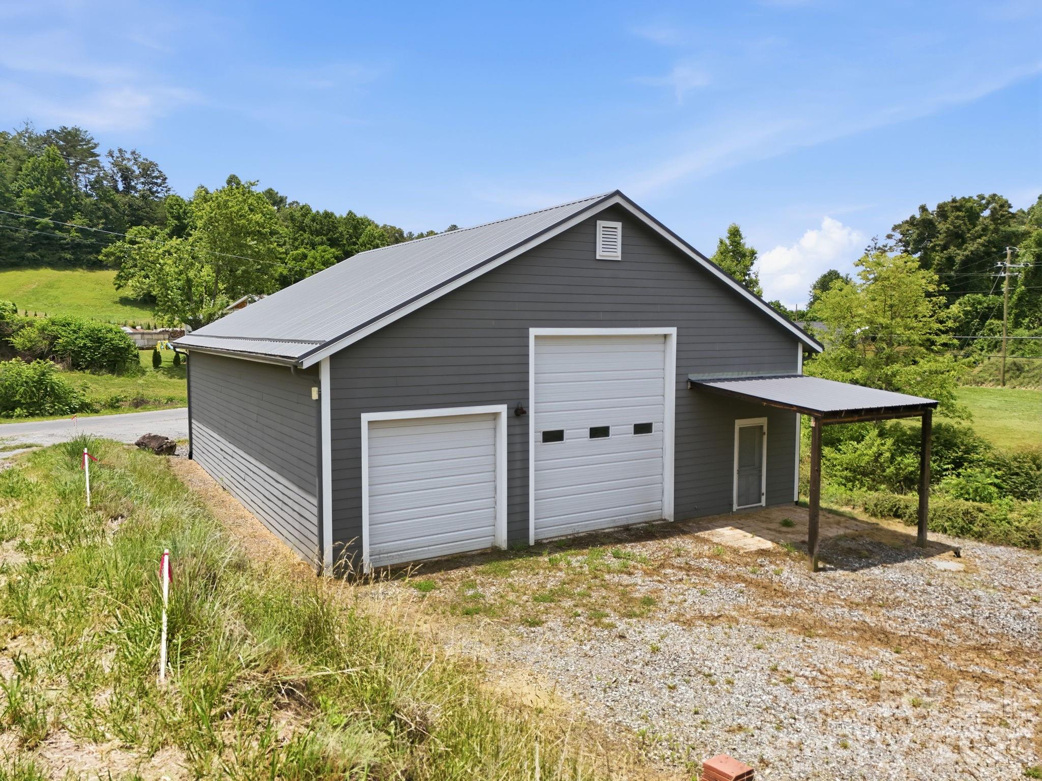 41 Bell Sprinkle Road Weaverville, NC 28787 - Photo 38 of 47