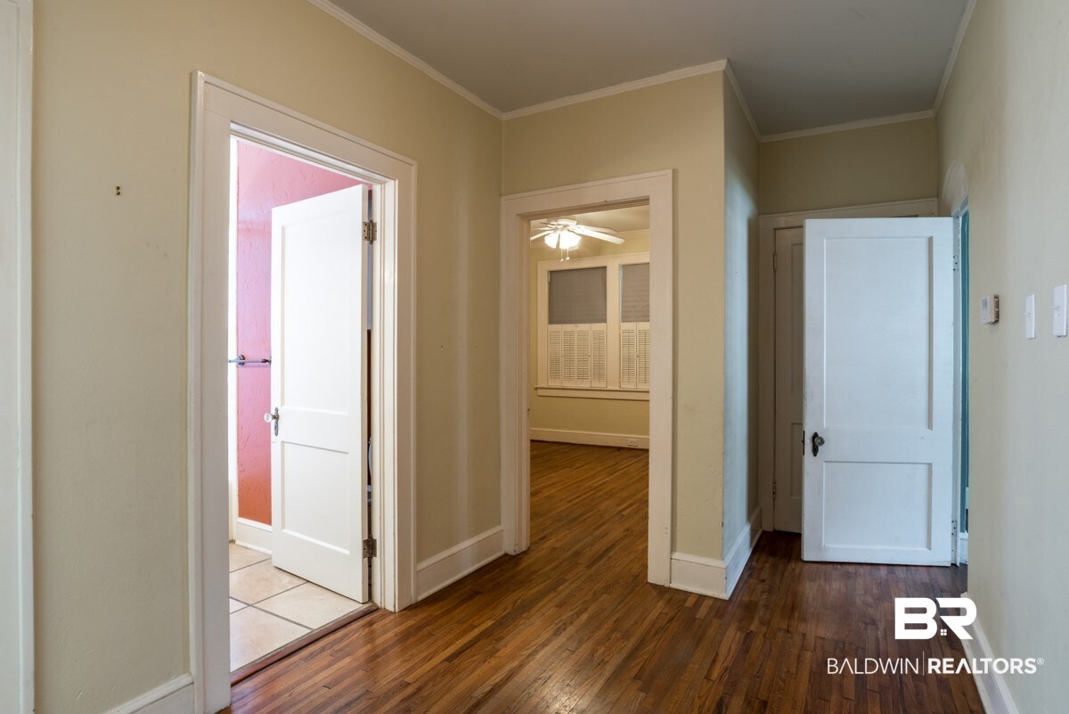 1908 Old Government Street Mobile, AL 36606 - Photo 13 of 32 Hallway to Bedrooms