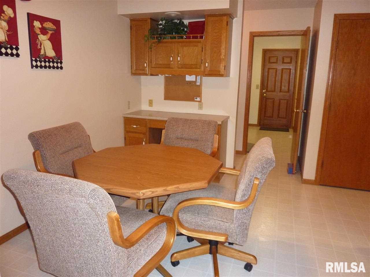 19391 Wells Ferry Road Bettendorf, IA 52722 - Photo 14 of 20 Gallery Image 14