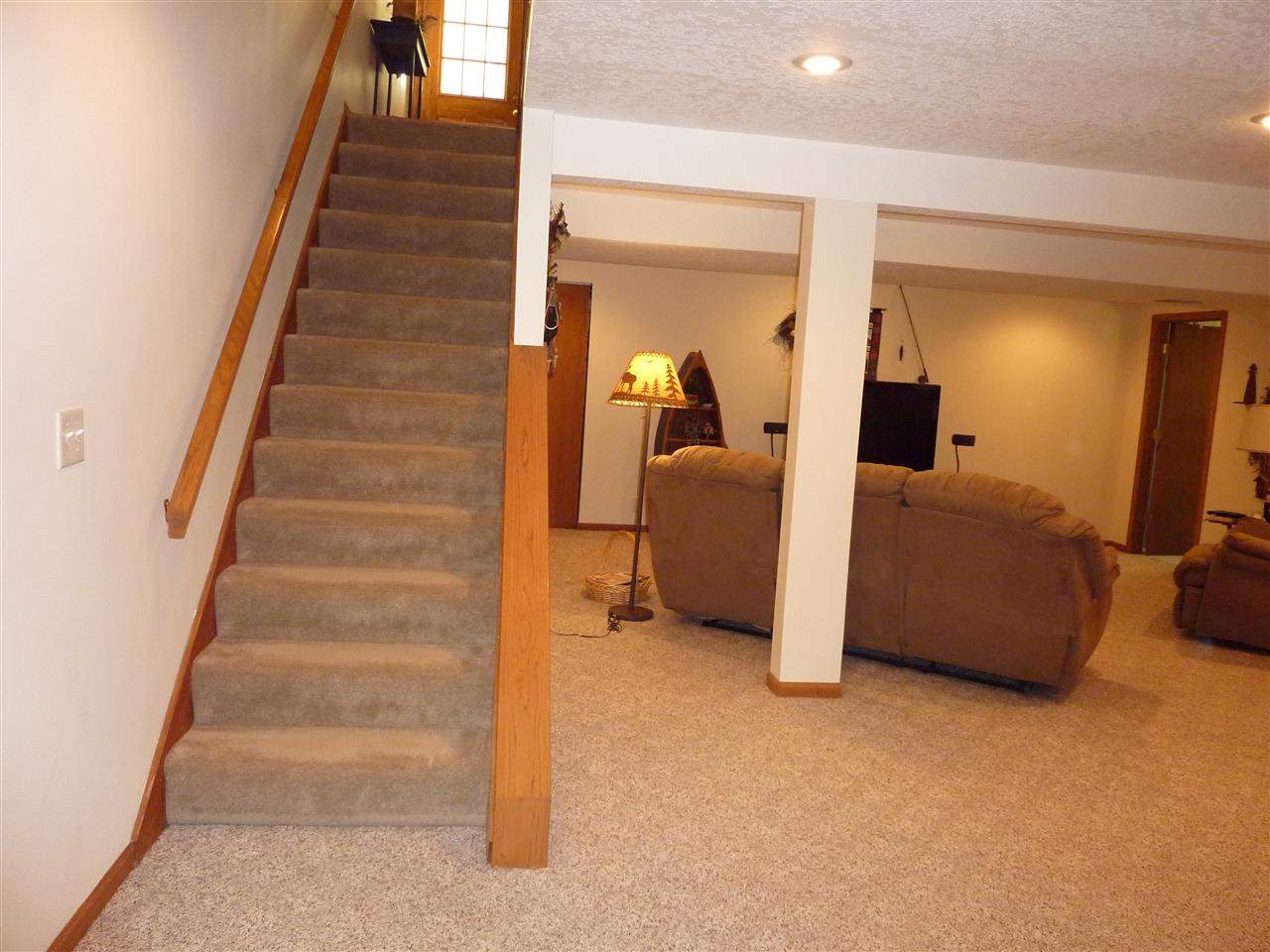 19391 Wells Ferry Road Bettendorf, IA 52722 - Photo 15 of 20 Gallery Image 15