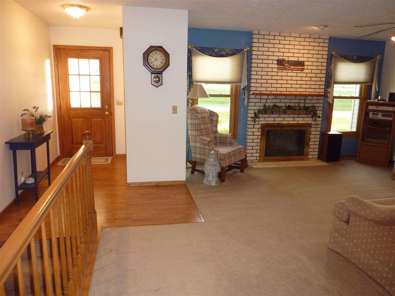 19391 Wells Ferry Road Bettendorf, IA 52722 - Photo 7 of 20 Gallery Image 7