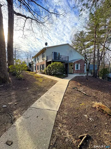 $160,000 | 134 Queens Road, Unit 134, Torrington, CT 06790