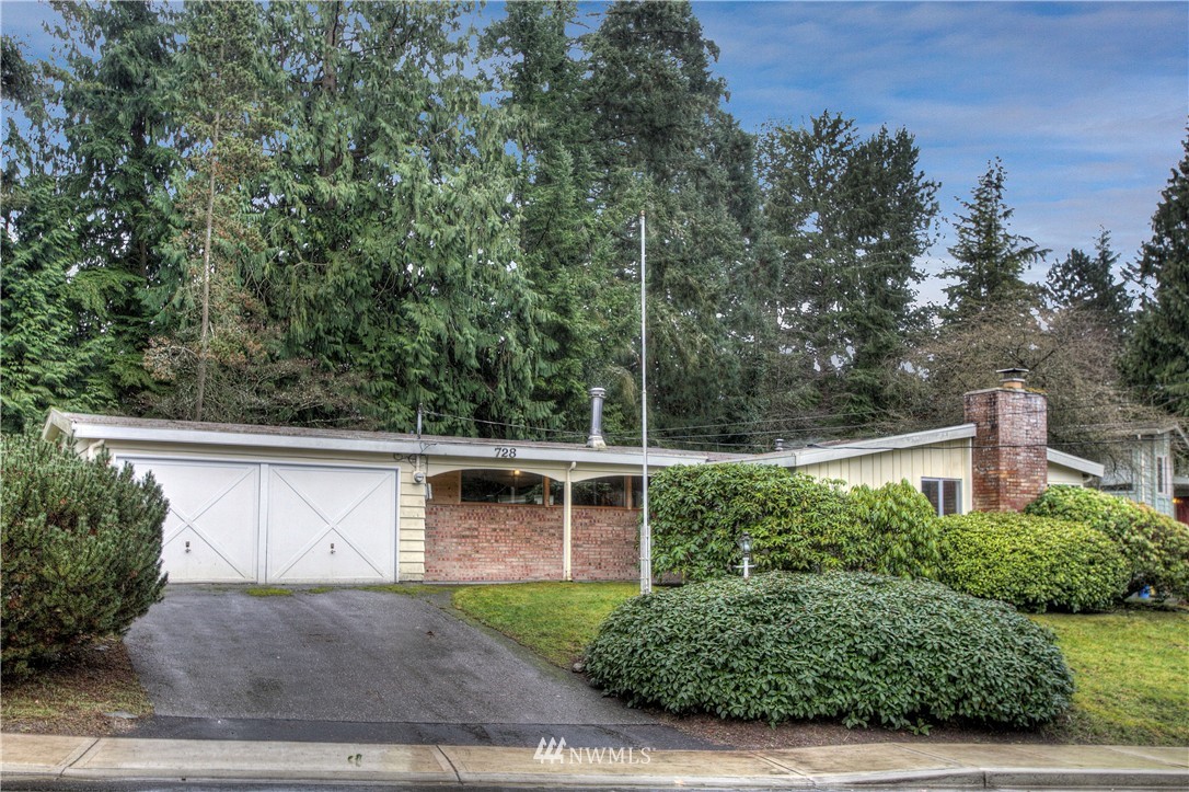 728 15th Street Southwest Edmonds, WA 98020 - Photo 2 of 23 Gallery Image 2