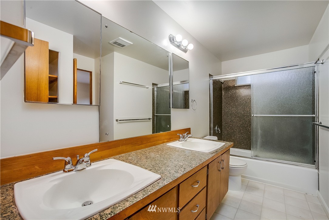 728 15th Street Southwest Edmonds, WA 98020 - Photo 16 of 23 Gallery Image 16