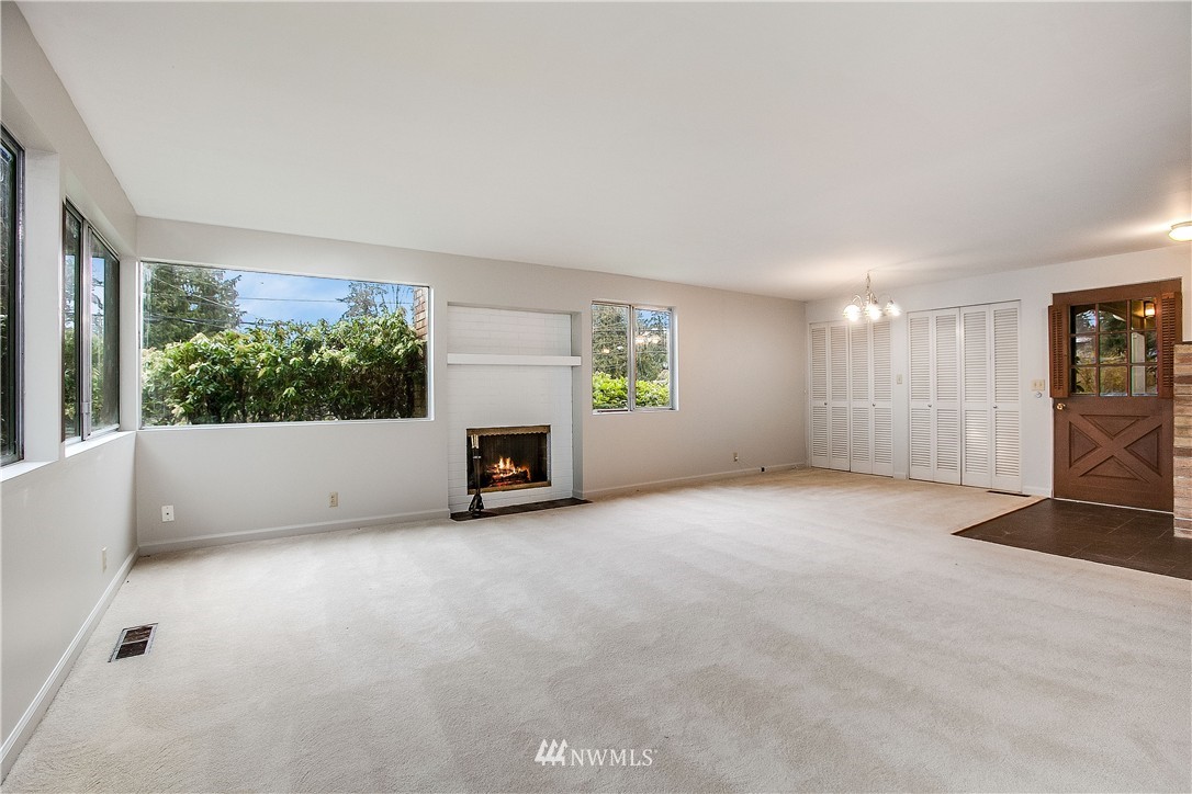 728 15th Street Southwest Edmonds, WA 98020 - Photo 5 of 23 Gallery Image 5