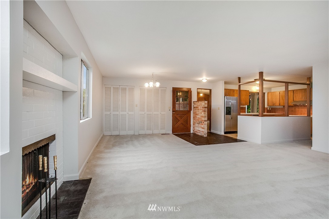 728 15th Street Southwest Edmonds, WA 98020 - Photo 7 of 23 Gallery Image 7