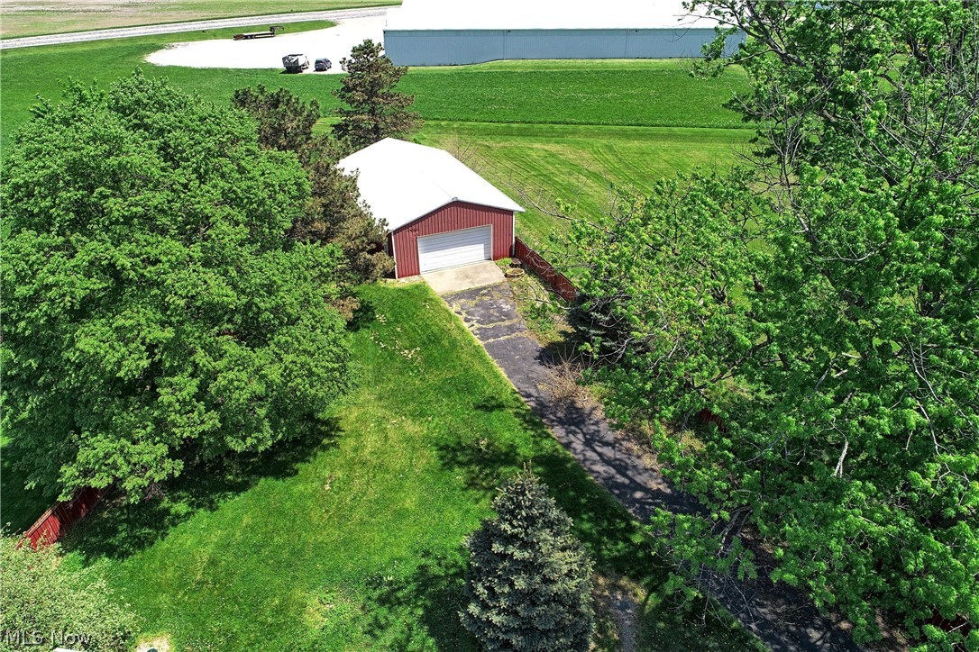 8161 West Ridge Road Elyria, OH 44035 - Photo 3 of 24 Gallery Image 3