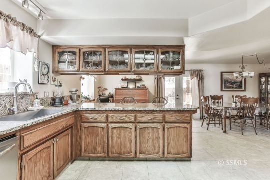 2117 South Del Rosa Drive Ridgecrest, CA 93555 - Photo 4 of 44 Gallery Image 4