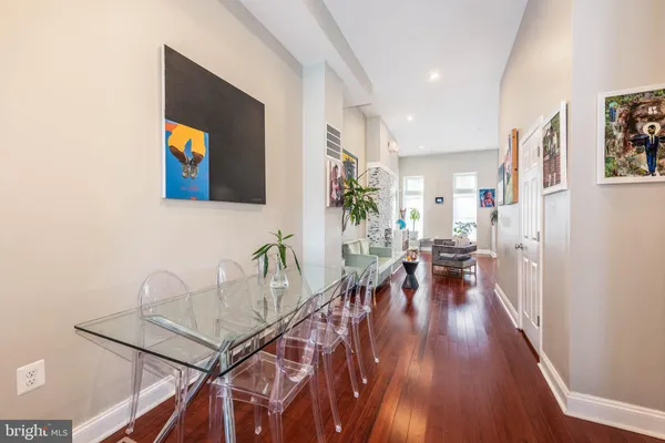 $2,595 | 1929 McCulloh Street, Baltimore, MD 21217