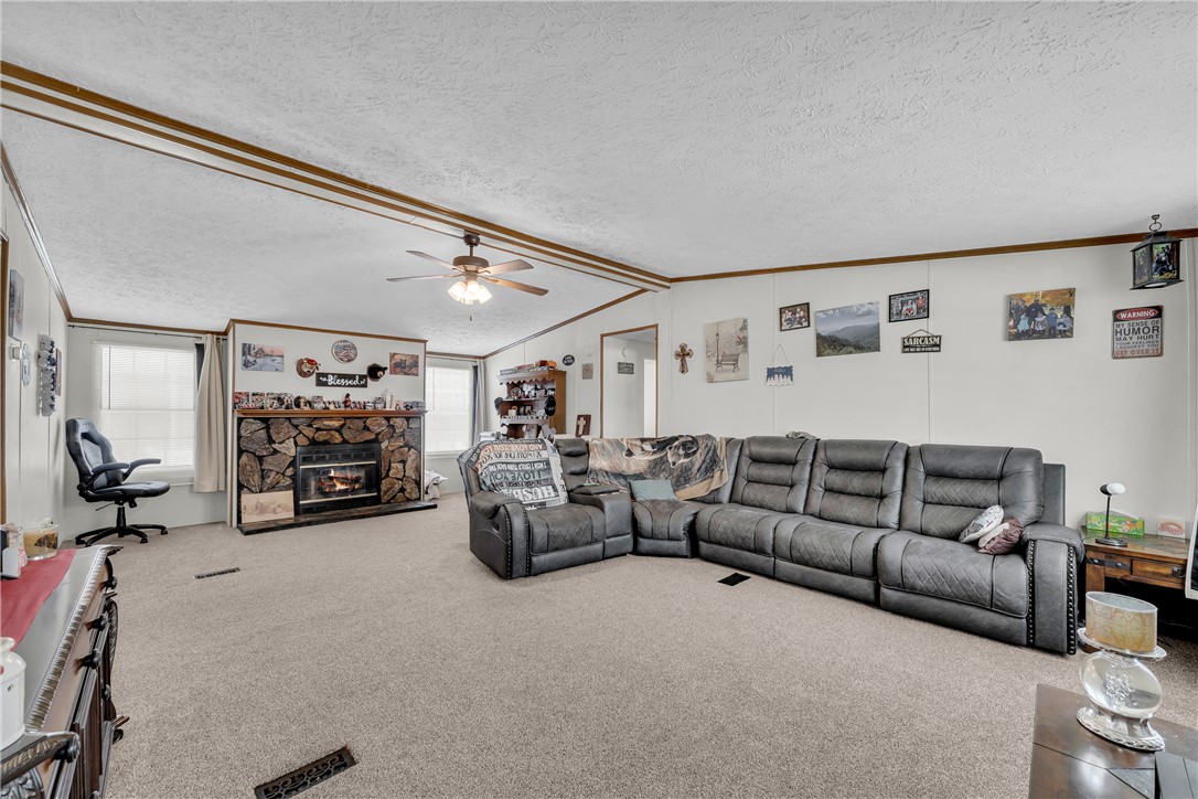 102 Pitts Road Walhalla, SC 29691 - Photo 5 of 50