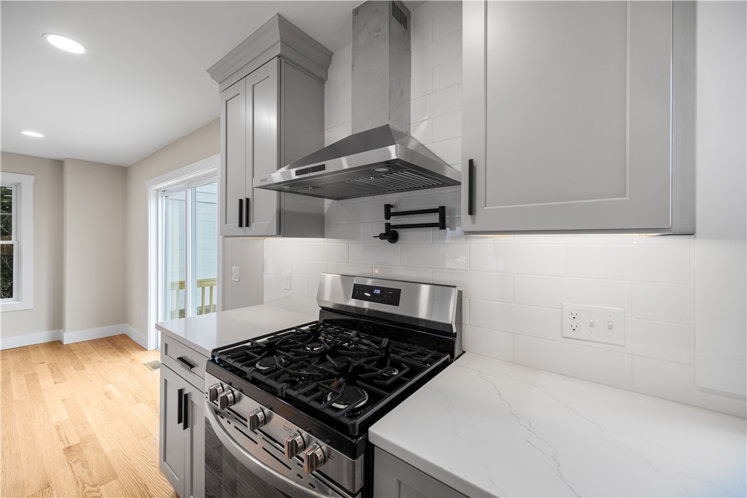 89 St Agnes Avenue Woonsocket, RI 02895 - Photo 11 of 41