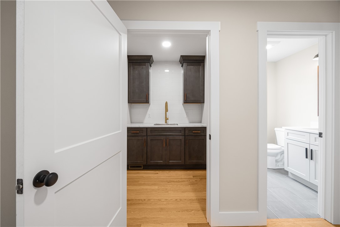 89 St Agnes Avenue Woonsocket, RI 02895 - Photo 13 of 41