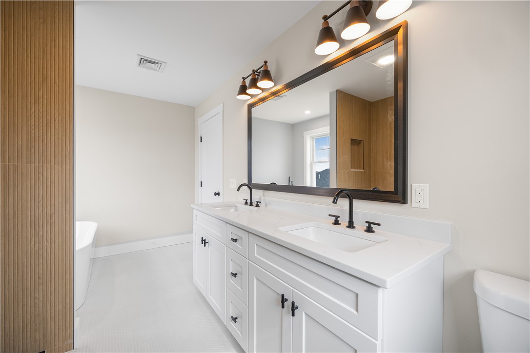 89 St Agnes Avenue Woonsocket, RI 02895 - Photo 24 of 41