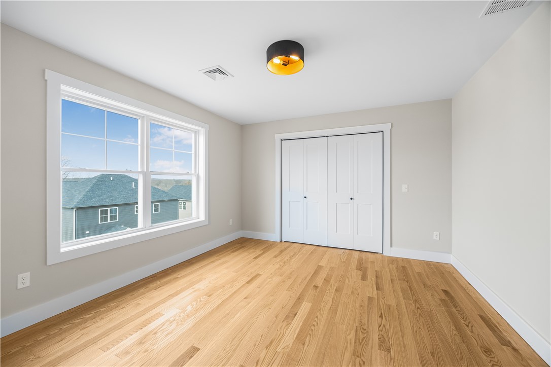 89 St Agnes Avenue Woonsocket, RI 02895 - Photo 27 of 41