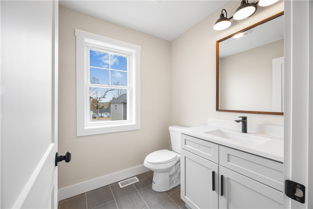 89 St Agnes Avenue Woonsocket, RI 02895 - Photo 28 of 41
